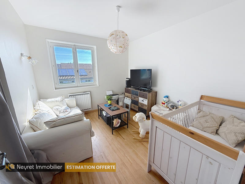 Maison - 105 m² - 6 pièces