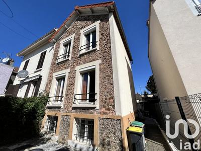 Maison - 87 m² - 4 pièces