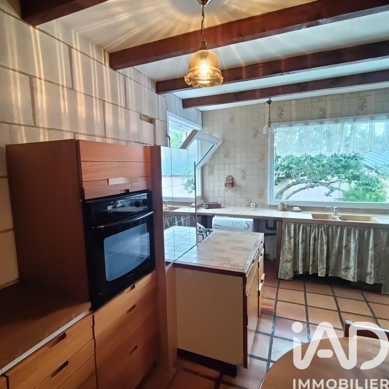 Maison - 185 m² - 8 pièces