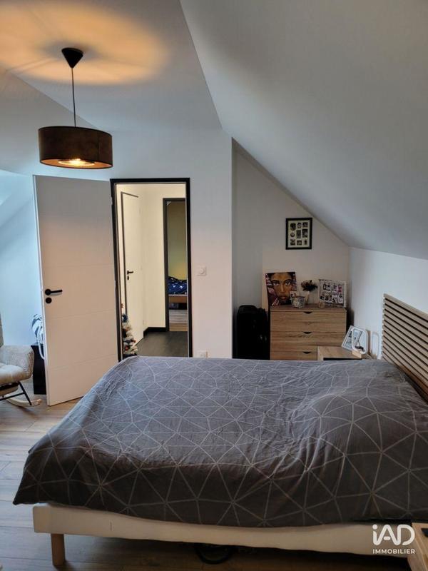 Maison - 102 m² - 5 pièces