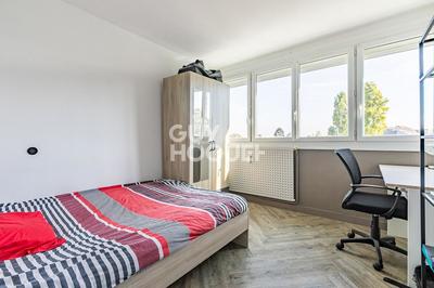 Appartement - 84 m² - 4 pièces