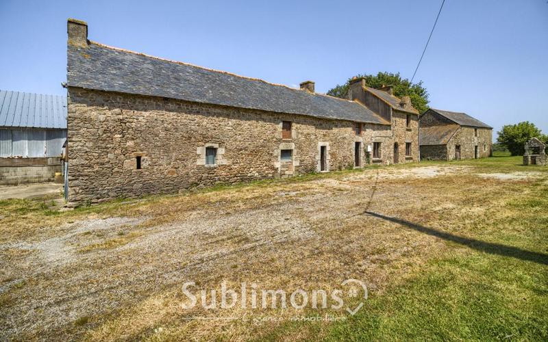 Maison - 300 m² - 6 pièces