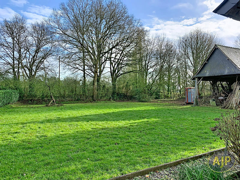 Maison - 230 m² - 6 pièces