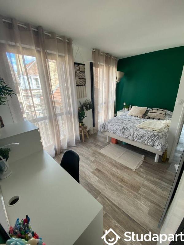 Chambre - 12 m² - 1 pièce