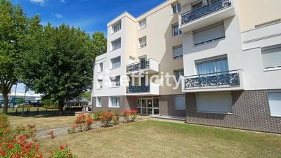 Appartement - 82 m² - 4 pièces
