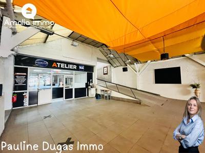 Local commercial - 1 085 m² - 3 pièces