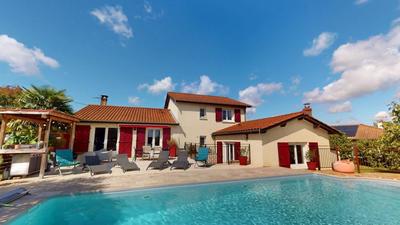 Maison - 149 m² - 6 pièces