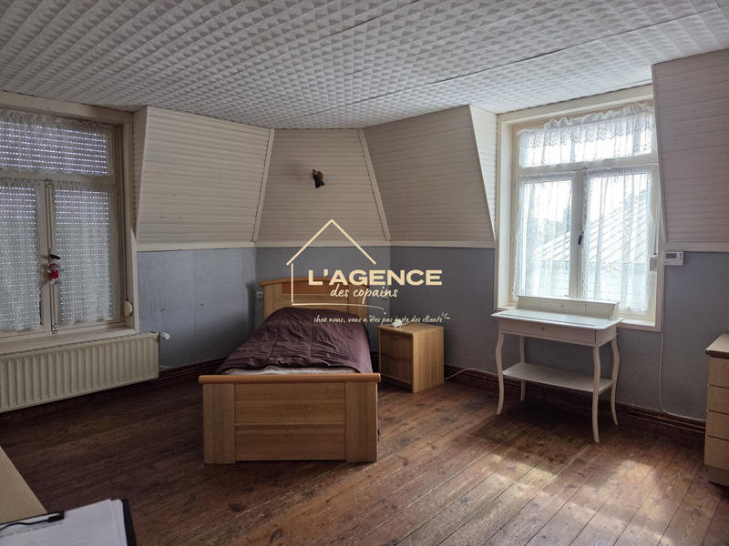 Maison - 166 m² - 5 pièces