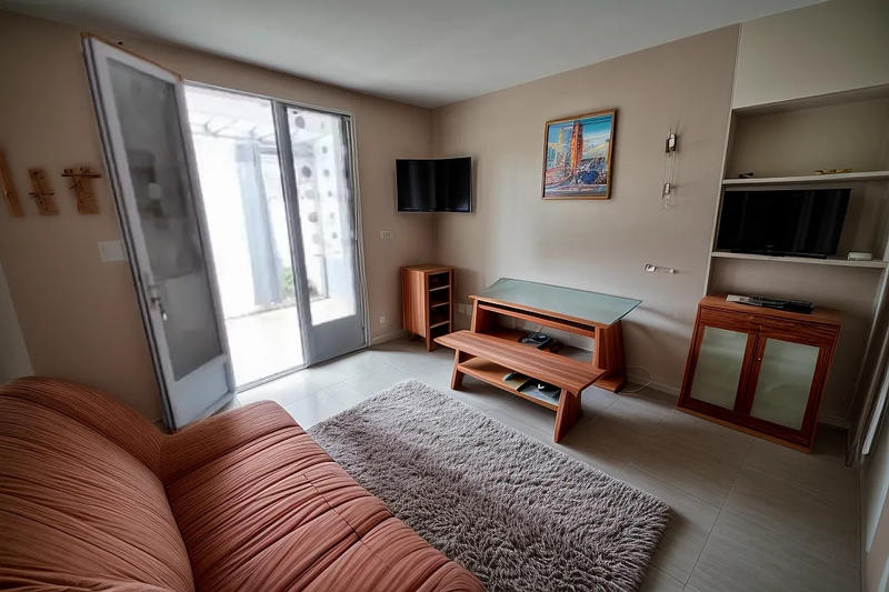 Studio - 18 m² - 1 pièce