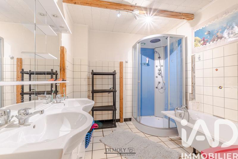 Appartement - 161 m² - 6 pièces