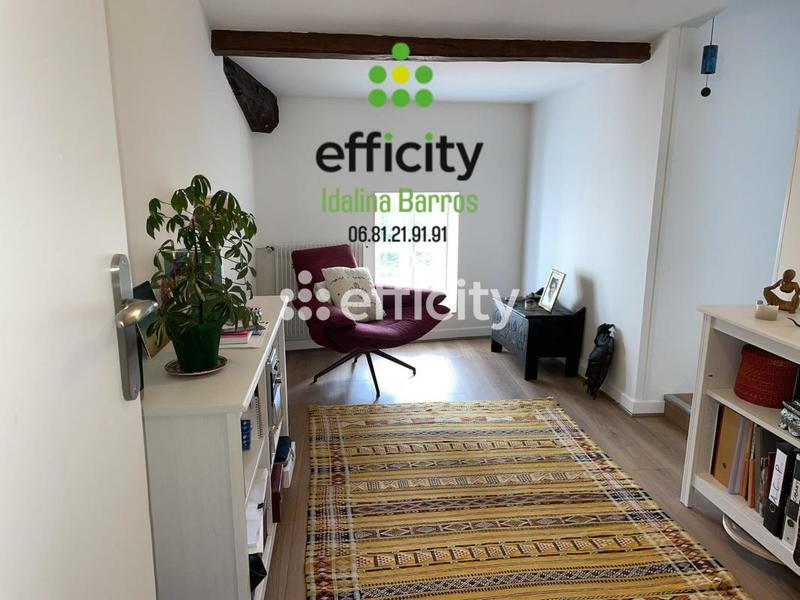 Maison - 240 m² - 7 pièces