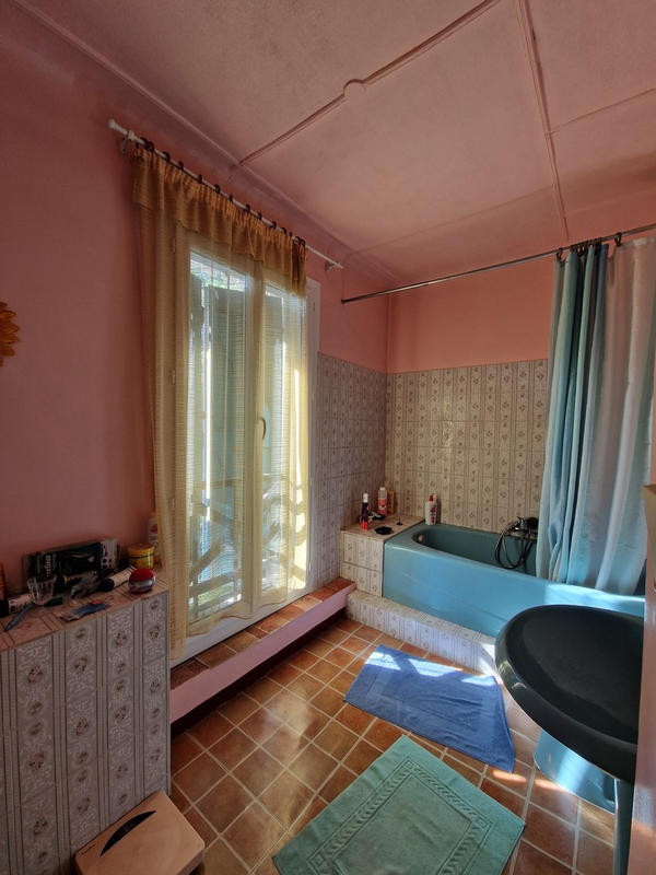 Maison - 200 m² - 8 pièces