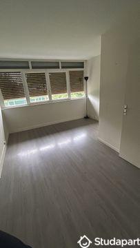 Chambre - 15 m² - 1 pièce