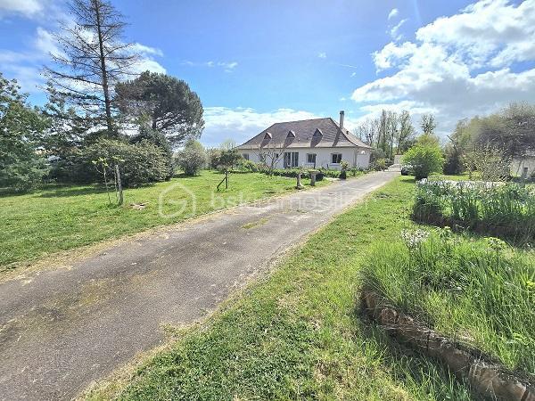 Maison - 160 m² - 7 pièces