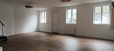 Maison de village - 101 m² - 6 pièces