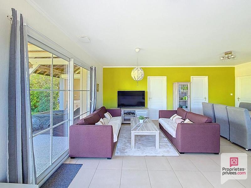 Maison - 143 m² - 10 pièces