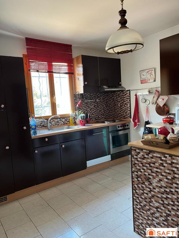 Maison - 90 m² - 4 pièces