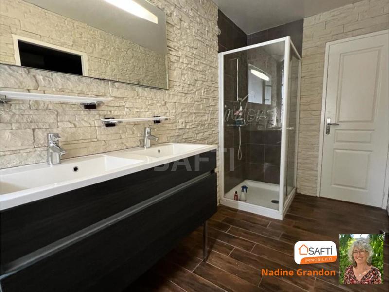 Maison - 179 m² - 5 pièces