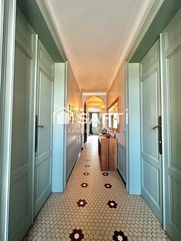 Maison de maîtres - 321 m² - 9 pièces