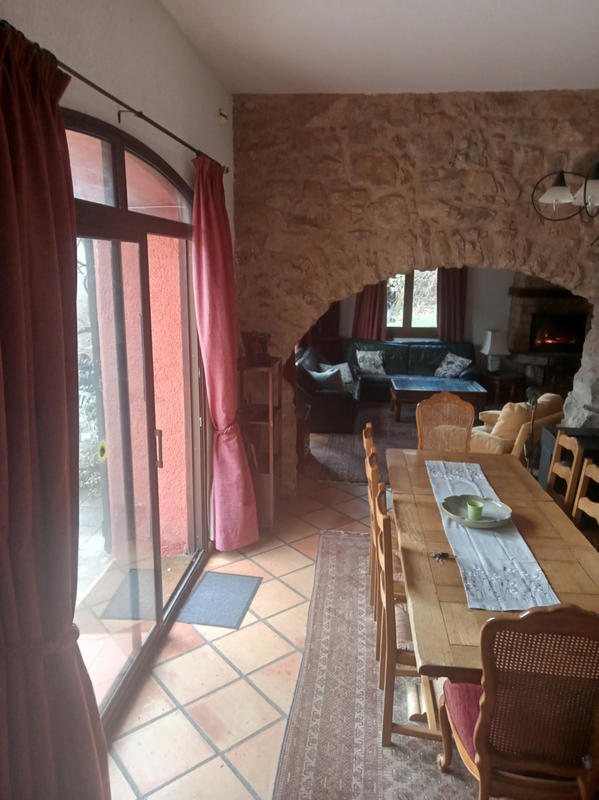 Maison - 275 m² - 9 pièces