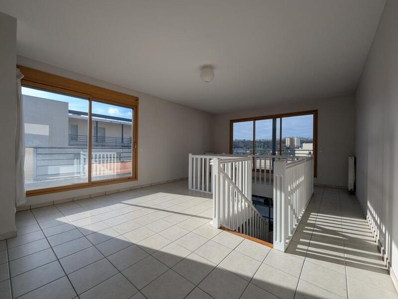 Duplex - 159 m² - 5 pièces