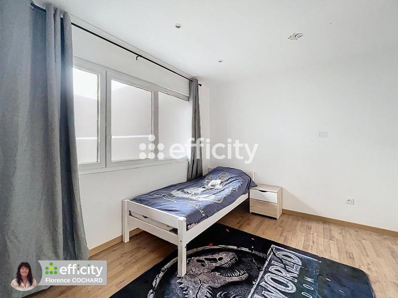 Appartement - 105 m² - 4 pièces