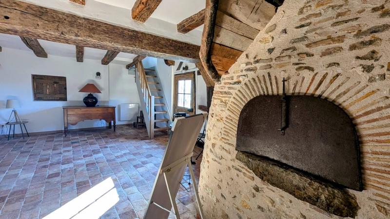 Maison - 370 m² - 10 pièces