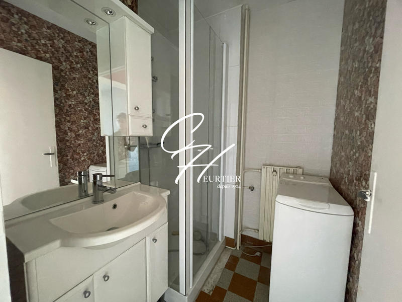 Appartement - 57 m² - 3 pièces