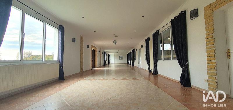 Local commercial - 610 m²