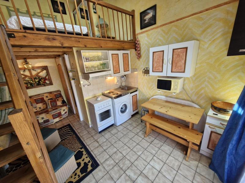 Villa - 15 m² - 1 pièce