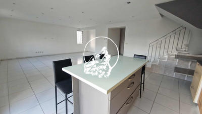 Maison - 172 m² - 7 pièces