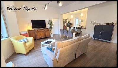 Appartement - 82 m² - 4 pièces