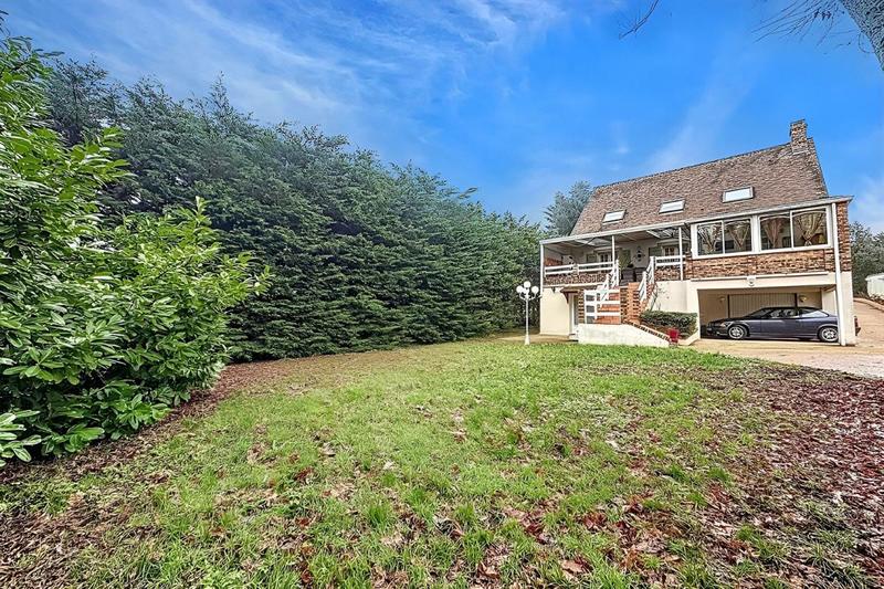 Maison - 195 m² - 8 pièces