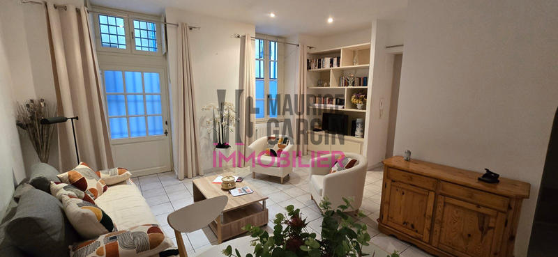 Appartement - 82 m² - 3 pièces