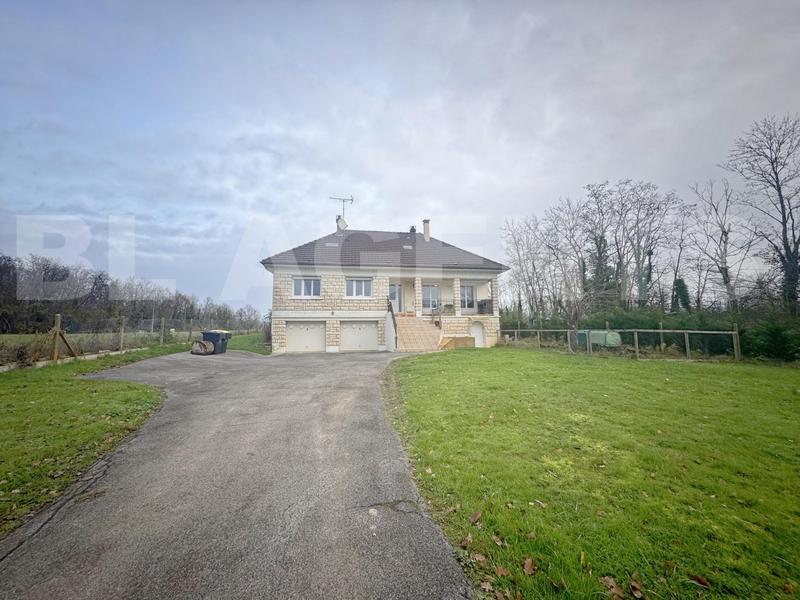 Maison - 147 m² - 6 pièces