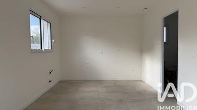 Maison - 105 m² - 4 pièces