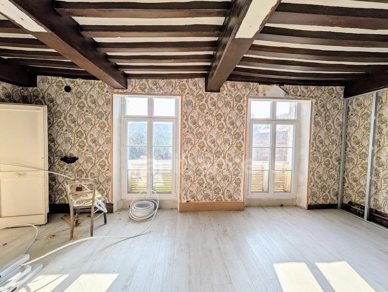 Maison - 534 m² - 16 pièces