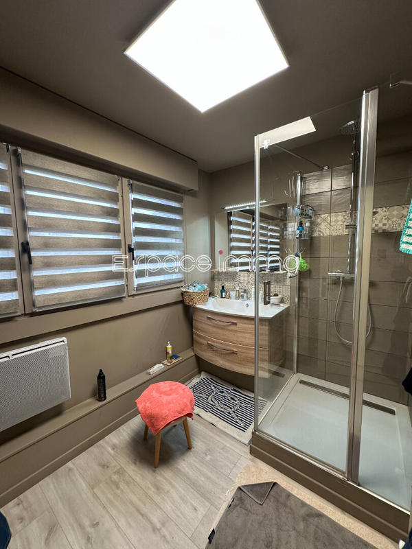 Maison - 162 m² - 7 pièces