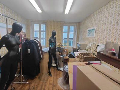 Local commercial - 94 m² - 2 pièces