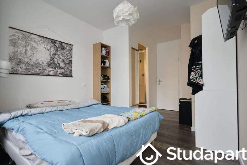 Chambre - 10 m² - 1 pièce