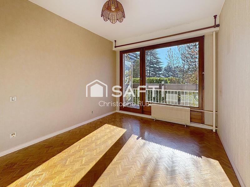 Appartement - 85 m² - 4 pièces