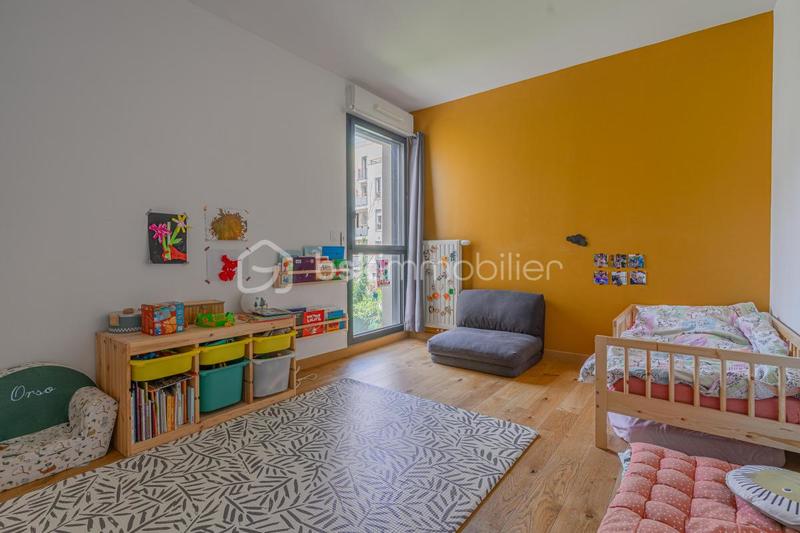Appartement - 105 m² - 4 pièces