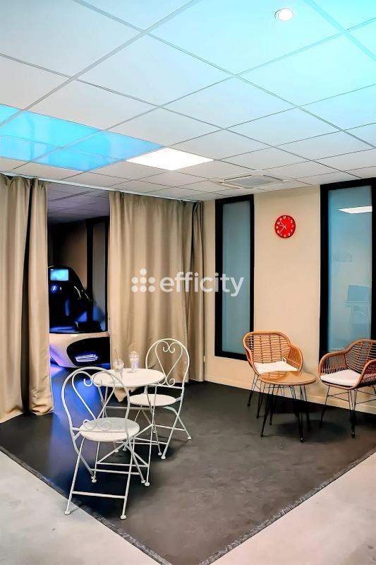 Immeuble - 277 m² - 14 pièces