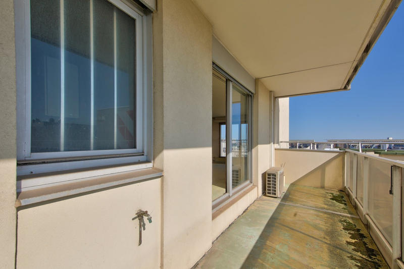 Appartement - 77 m² - 3 pièces