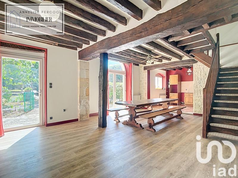 Maison - 250 m² - 8 pièces