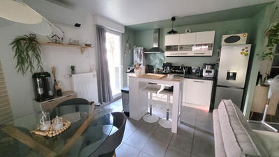 Appartement - 64 m² - 3 pièces