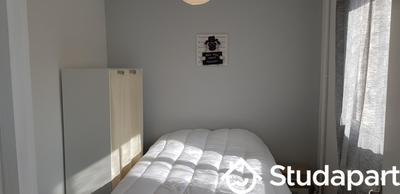 Chambre - 10 m² - 1 pièce