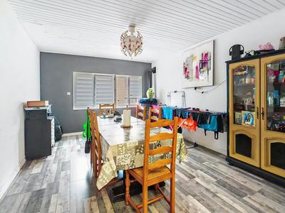 Maison - 128 m² - 4 pièces