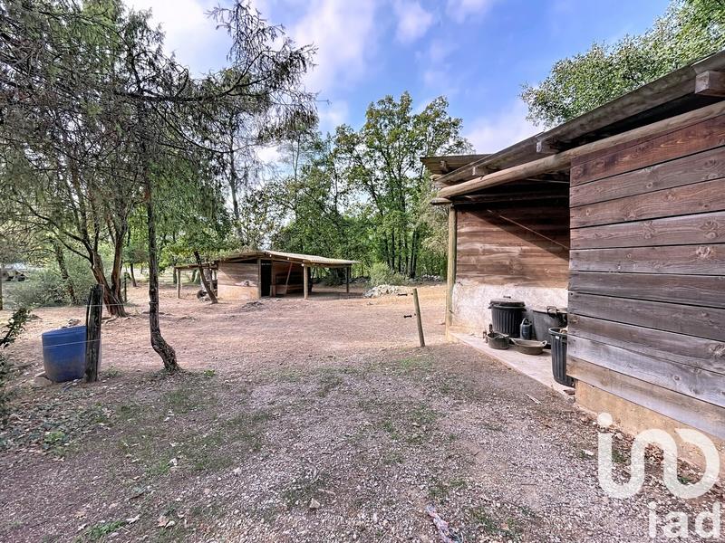 Maison - 198 m² - 7 pièces