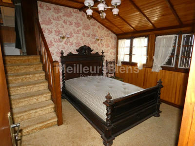 Maison - 94 m² - 5 pièces